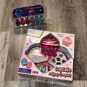 Disney Cupcake Makeup Compact - Pink and Green